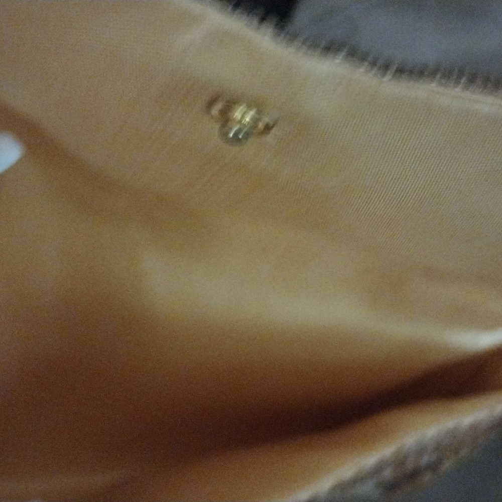 Purse - Picture 2 of 4
